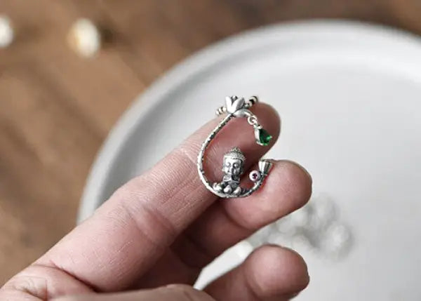 Pendentif-Bouddha-Lotus-en-Argent