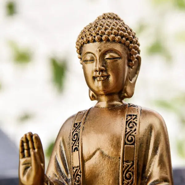 statue-bouddha-doree-decoration-interieur-zen