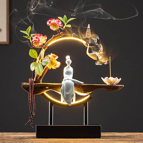 Lampe-Bouddha-avec-Encens-et-Fleurs